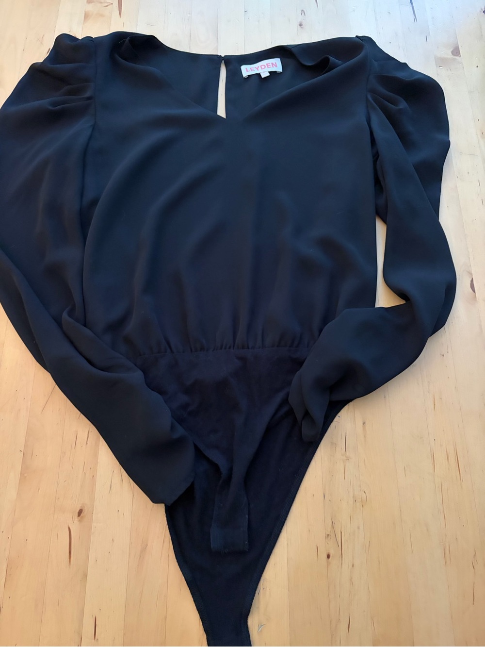 Leyden Black V-Neck Long Sleeve Bodysuit